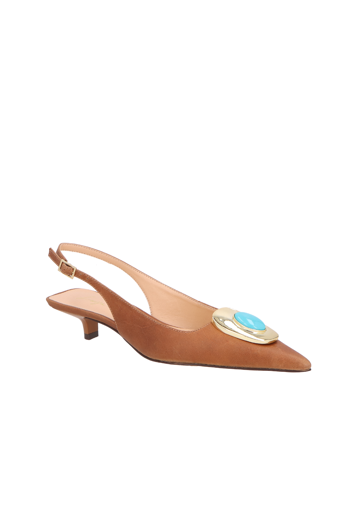 SCARPIN DE SALTO BAIXO SLINGBACK EM COURO CARAMELO COM APLICAÇÃO METÁLICA