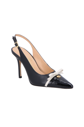 SCARPIN SLINGBACK EM COURO PRETO E LAÇO