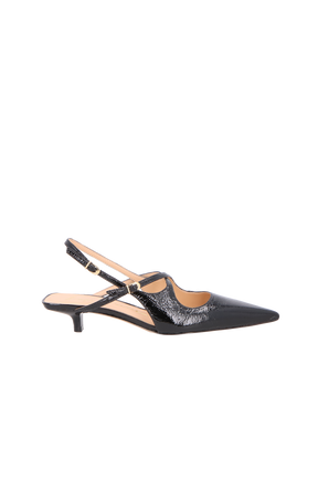 SCARPIN SLINGBACK EM VERNIZ PRETO COM SALTO BAIXO E TIRA CENTRAL