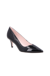 SCARPIN EM VERNIZ PRETO DE SALTO FINO MÉDIO E BICO FINO