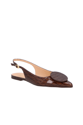 SAPATILHA SLINGBACK FLAT EM COURO CROCO VERNIZ CAFÉ COM APLICAÇÃO CIRCULAR