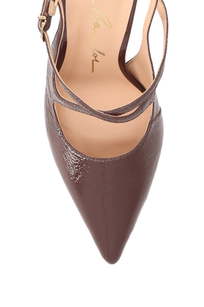 SCARPIN SLINGBACK EM VERNIZ CAFÉ COM SALTO FINO