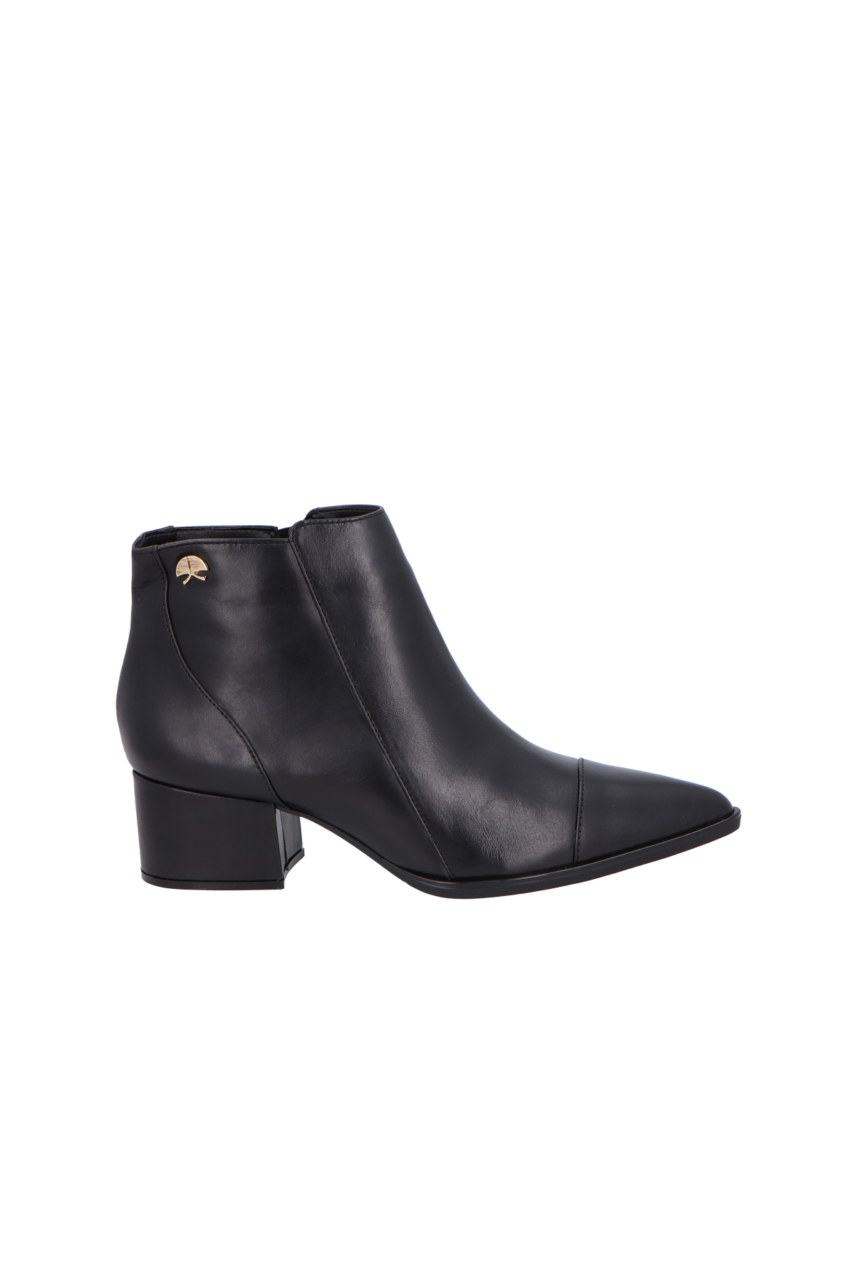 BOTA CANO CURTO EM COURO PRETA