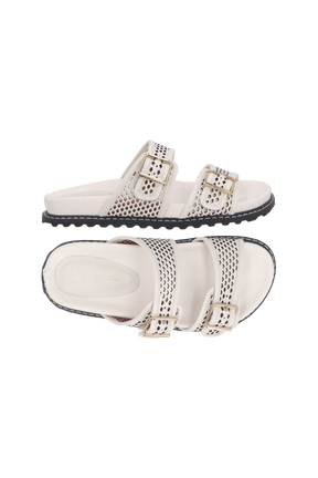 PAPETE TRATORADA EM COURO OFF WHITE COM RECORTES LASER