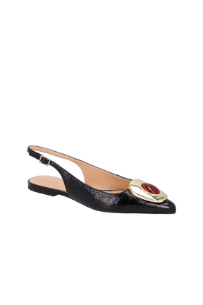 SAPATILHA SLINGBACK EM VERNIZ PRETO COM PEDRA E FIVELA DOURADA
