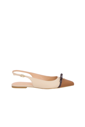 SAPATILHA SLINGBACK EM COURO NATA COM BICO CARAMELO