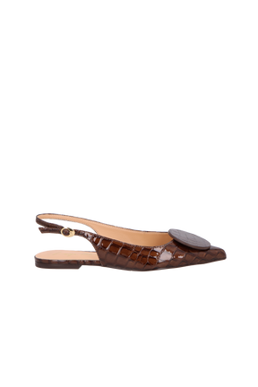 SAPATILHA SLINGBACK FLAT EM COURO CROCO VERNIZ CAFÉ COM APLICAÇÃO CIRCULAR